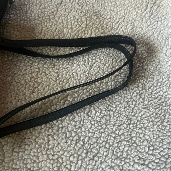 Michael Kors Tote - Picture 5 of 7